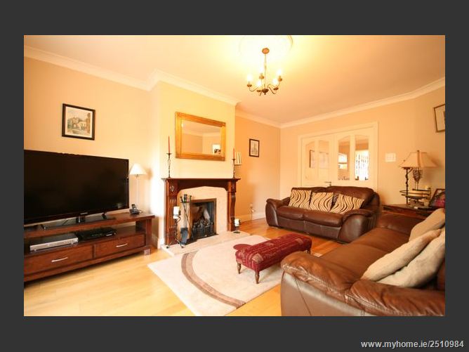 17 Glenbourne Road, Leopardstown Valley, Leopardstown,   Dublin 18